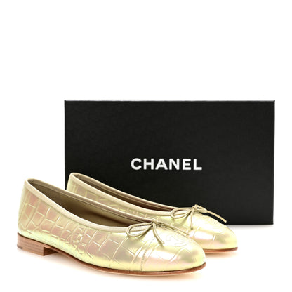 Chanel Iridescent Calfskin Crocodile Embossed Cap Toe CC Ballerina Flats 37.5 Yellow 9 of 9