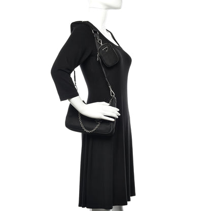 Prada Nylon Re-Edition 2005 Shoulder Bag Black 2 of 11