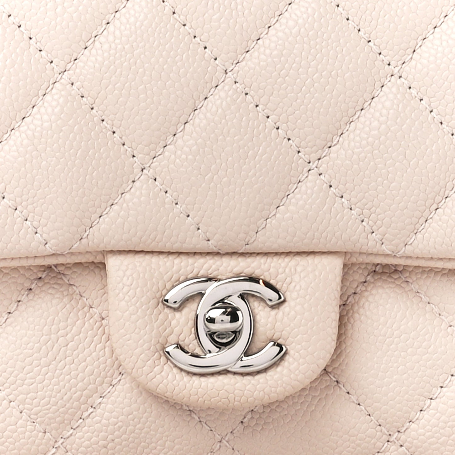 Caviar Quilted Medium Casual Journey Flap Ivory