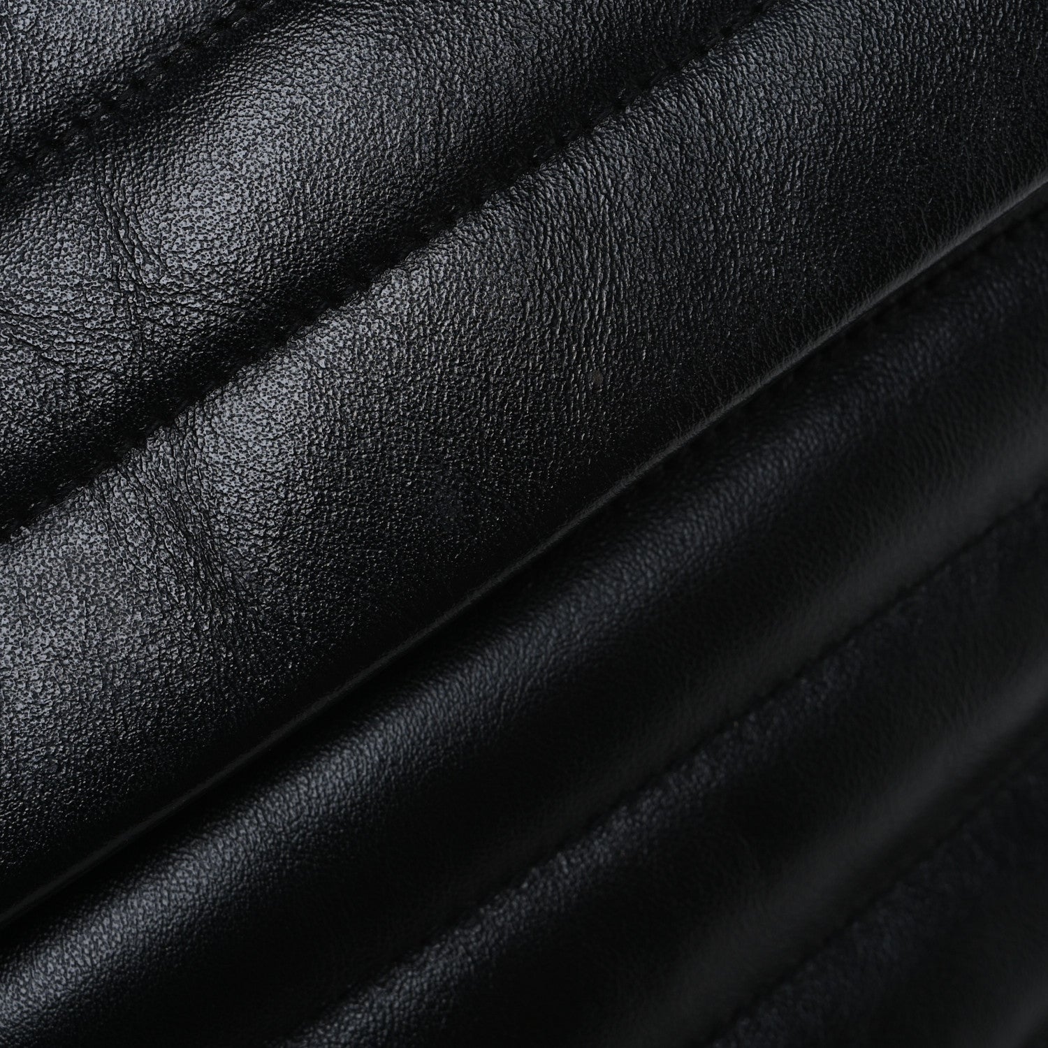 Saint Laurent Calfskin Y Quilted Monogram Loulou Document Holder Black 21 of 25