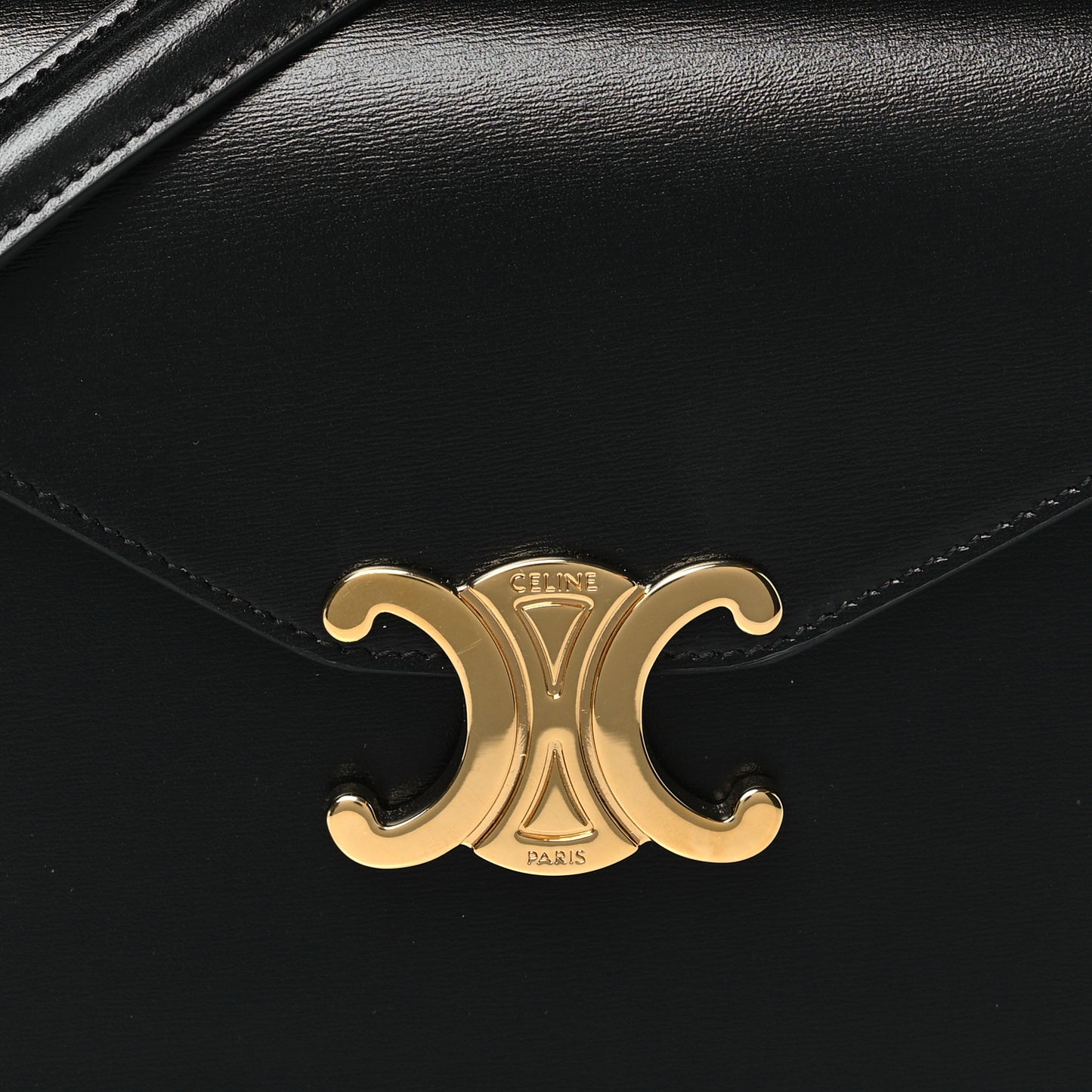 Shiny Calfskin Triomphe Margo Wallet on Chain Black