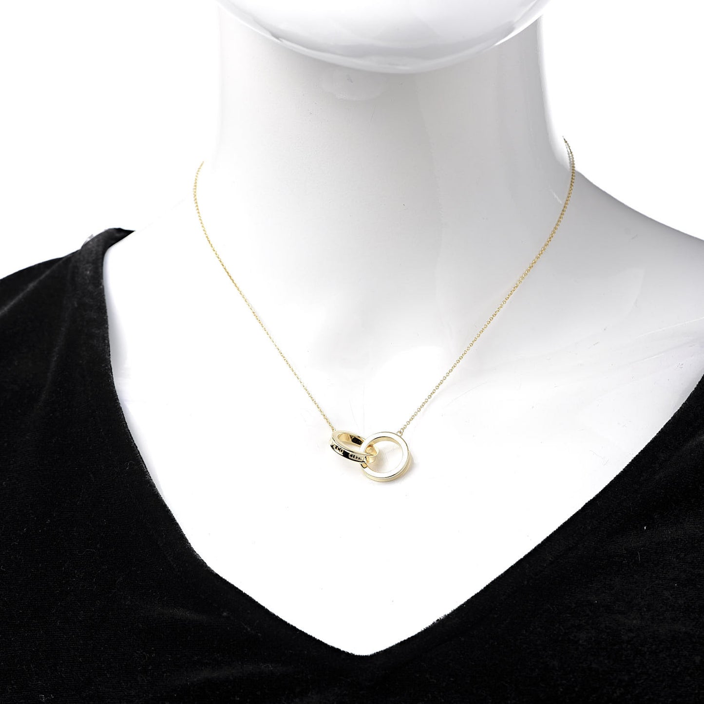 18K Yellow Gold 1837 Interlocking Circles Pendant Necklace