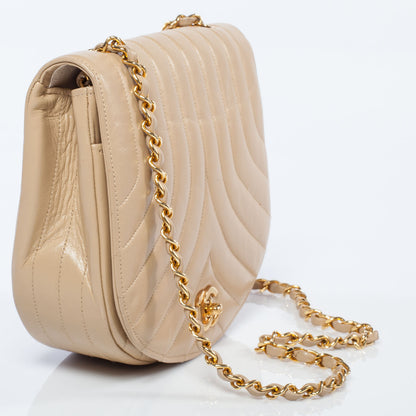 Chanel Lambskin Flap Bag Beige 4 of 9