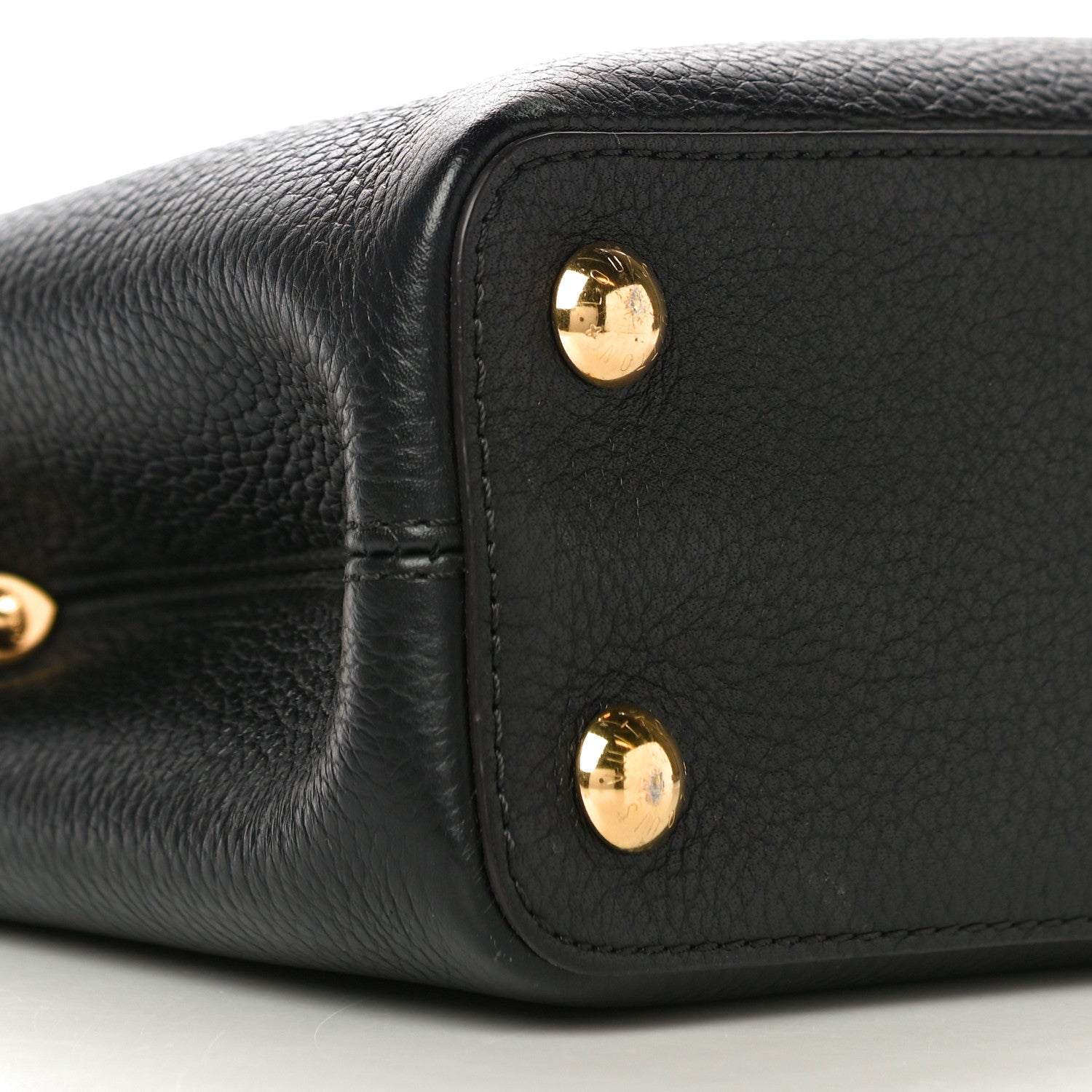 Louis Vuitton Taurillon Capucines BB Black 9 of 10