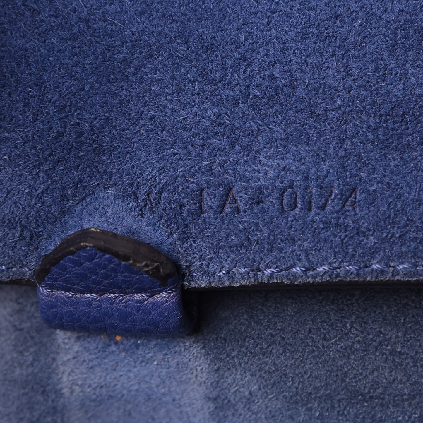 Soft Grained Calfskin Small Belt Cabas Phantom Indigo