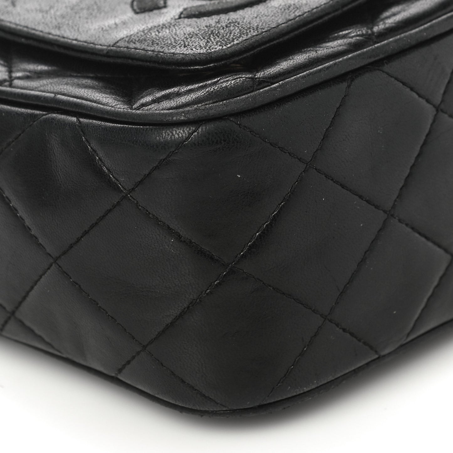 Lambskin Quilted Tassel Camera Case Black