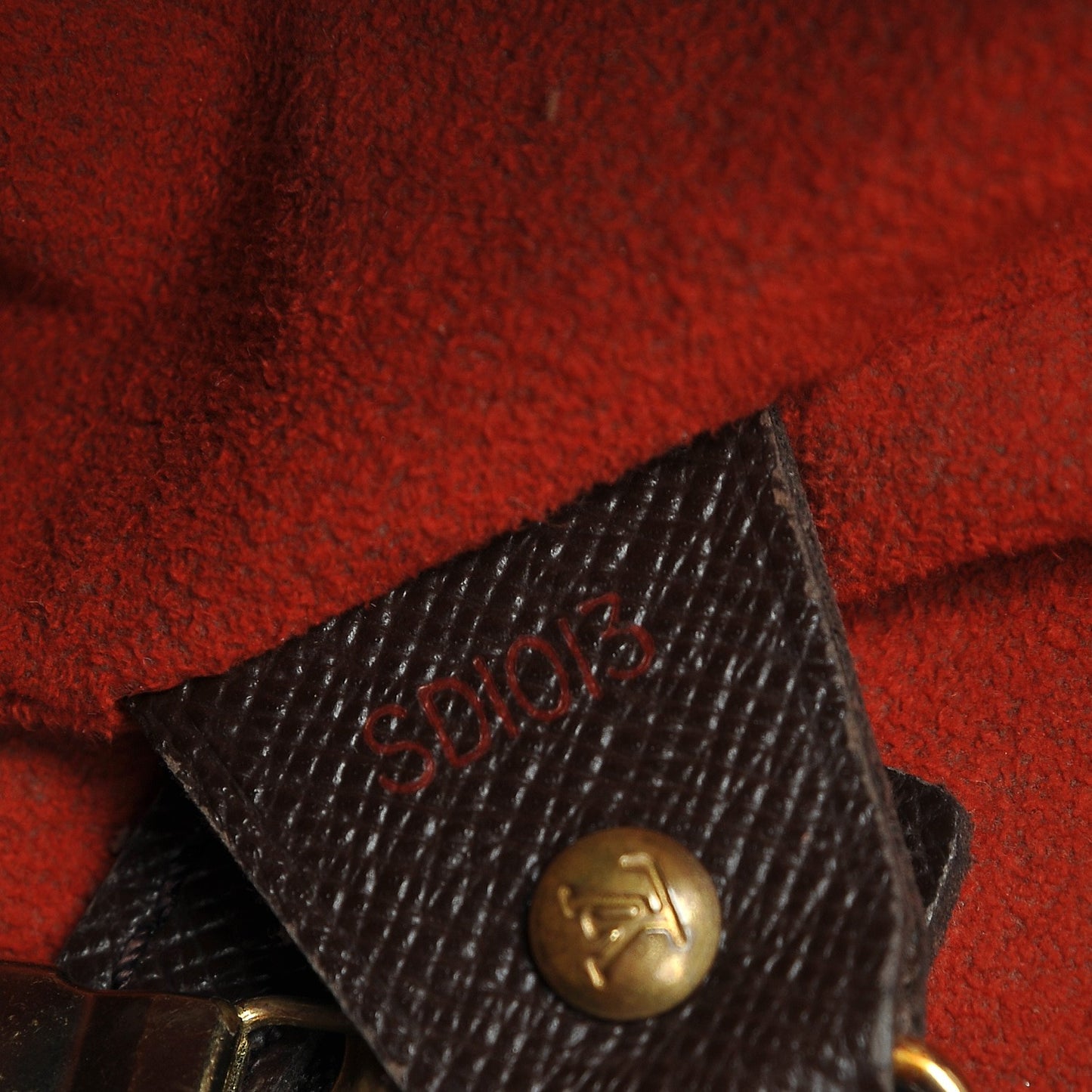 Damier Ebene Marais Bucket 23