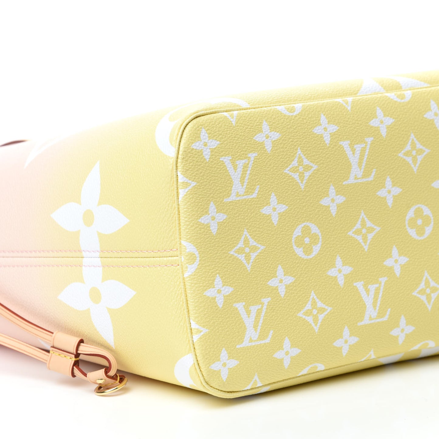 Monogram Giant By The Pool Neverfull MM Light Pink