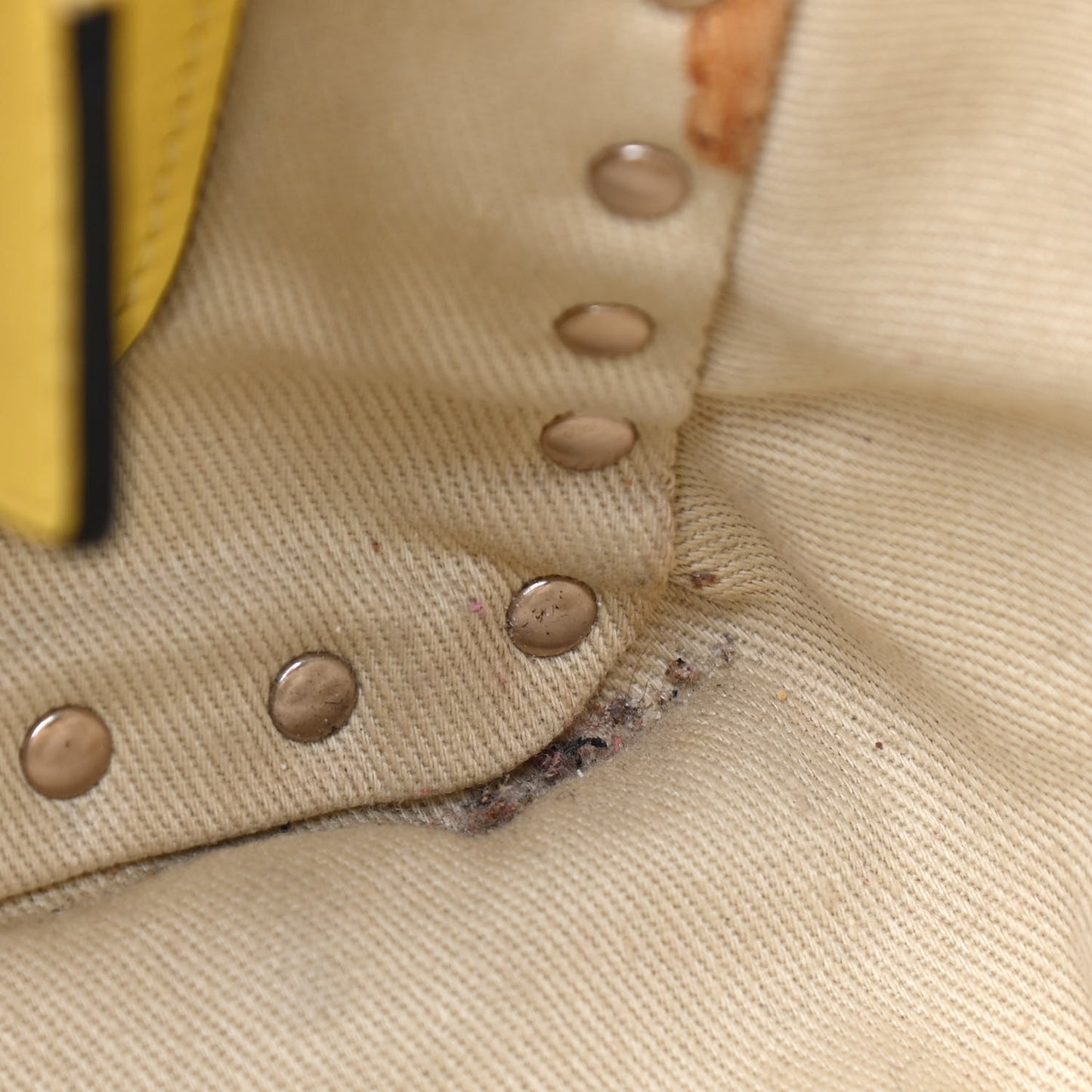 Vitello Mini Rockstud Tote Water Yellow