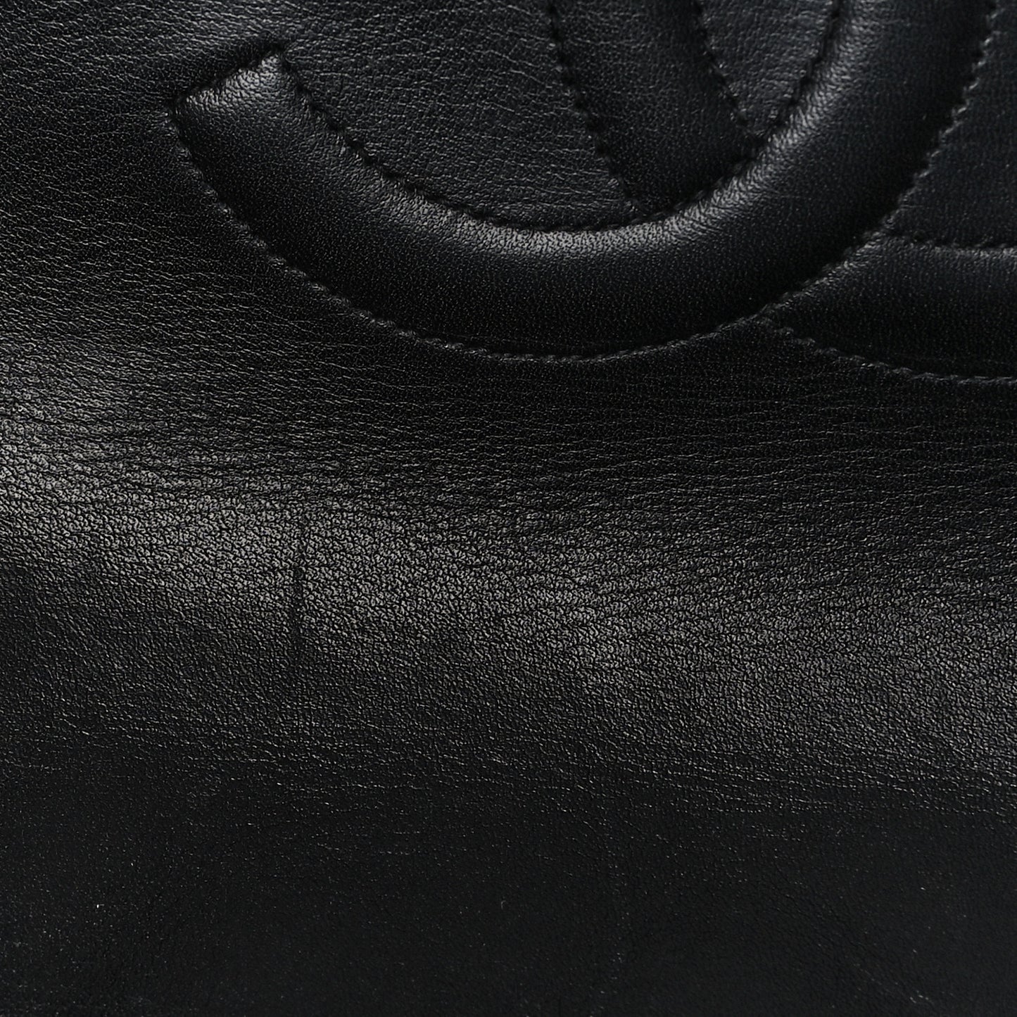 Lambskin Quilted XL Jumbo Single Flap Black