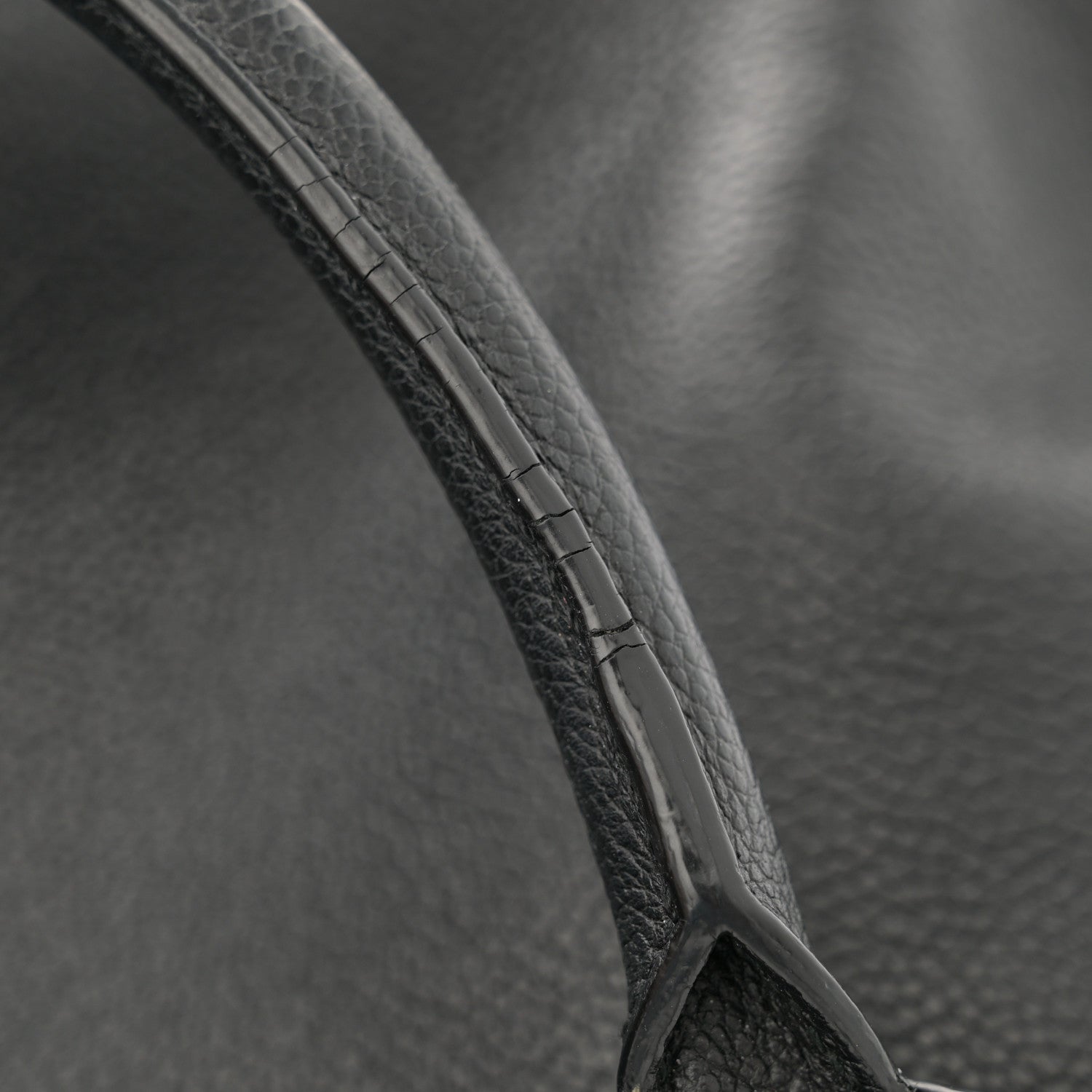 Saint Laurent Grained Calfskin Medium Cabas Rive Gauche Black 12 of 15