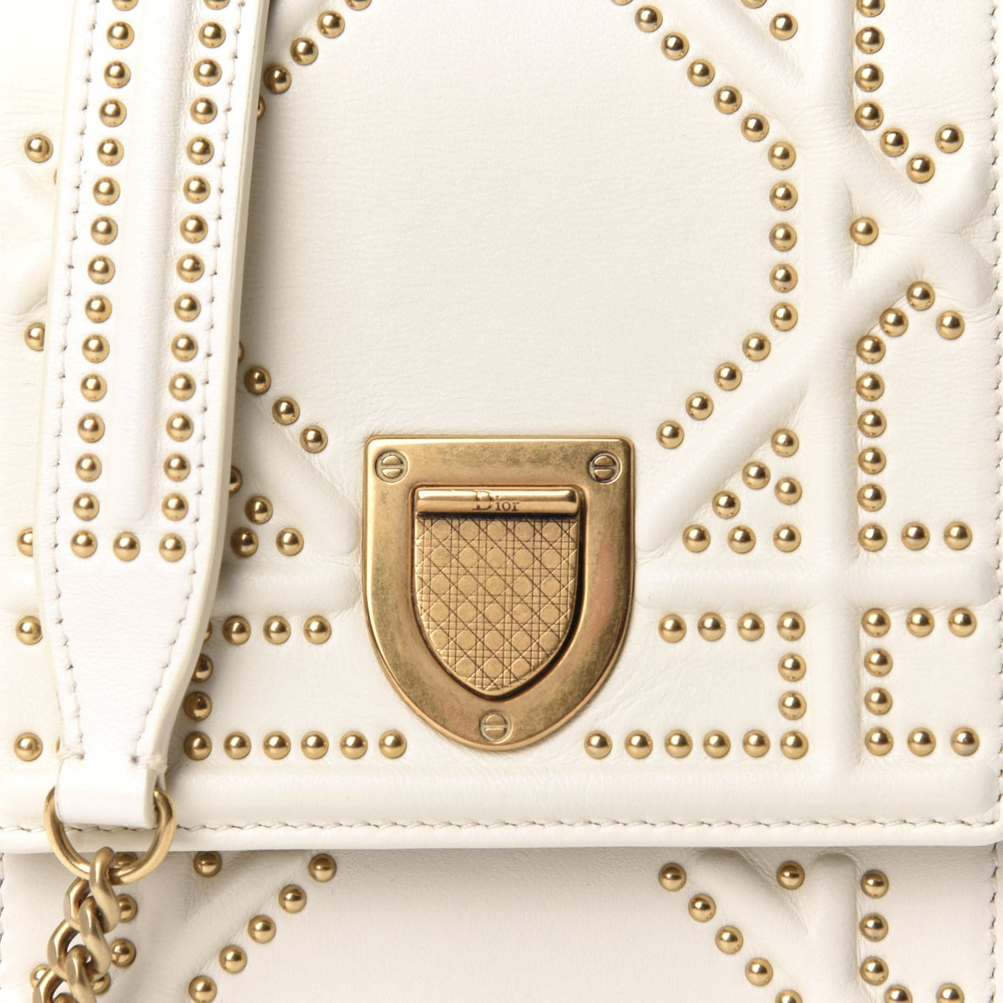Lambskin Studded Vertical Diorama White