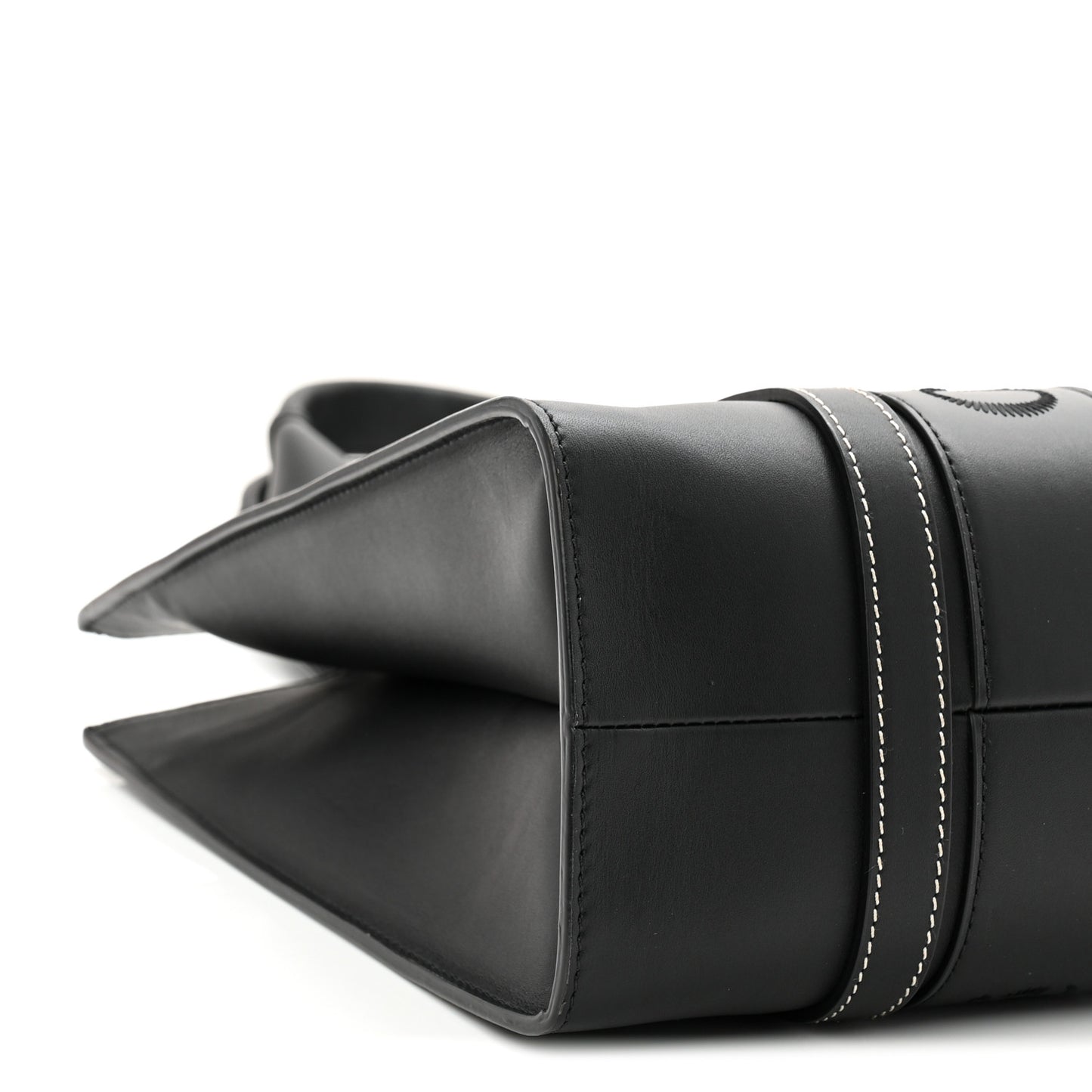 Calfskin Medium Woody Tote Black