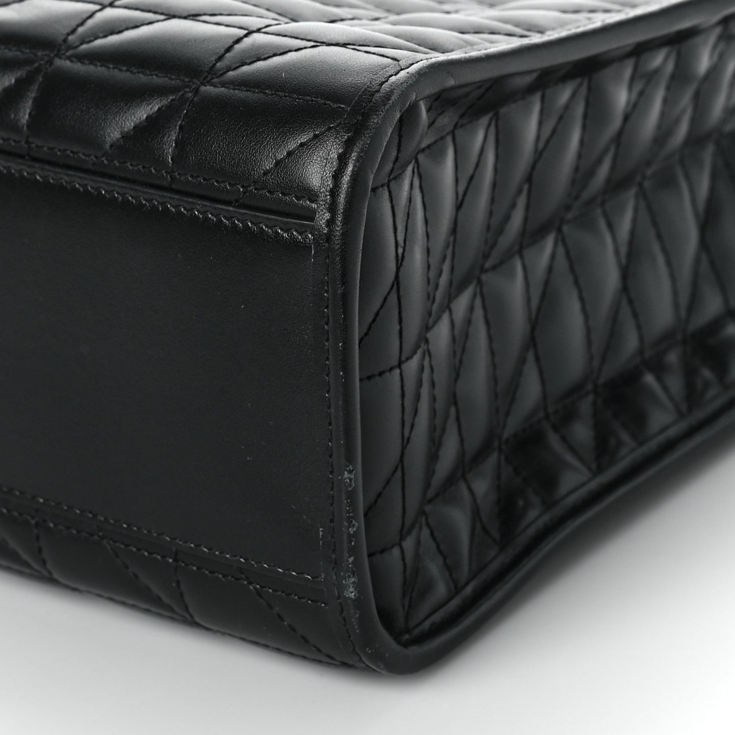 Calfskin Matelasse Aria Medium GG Marmont Shoulder Tote Black