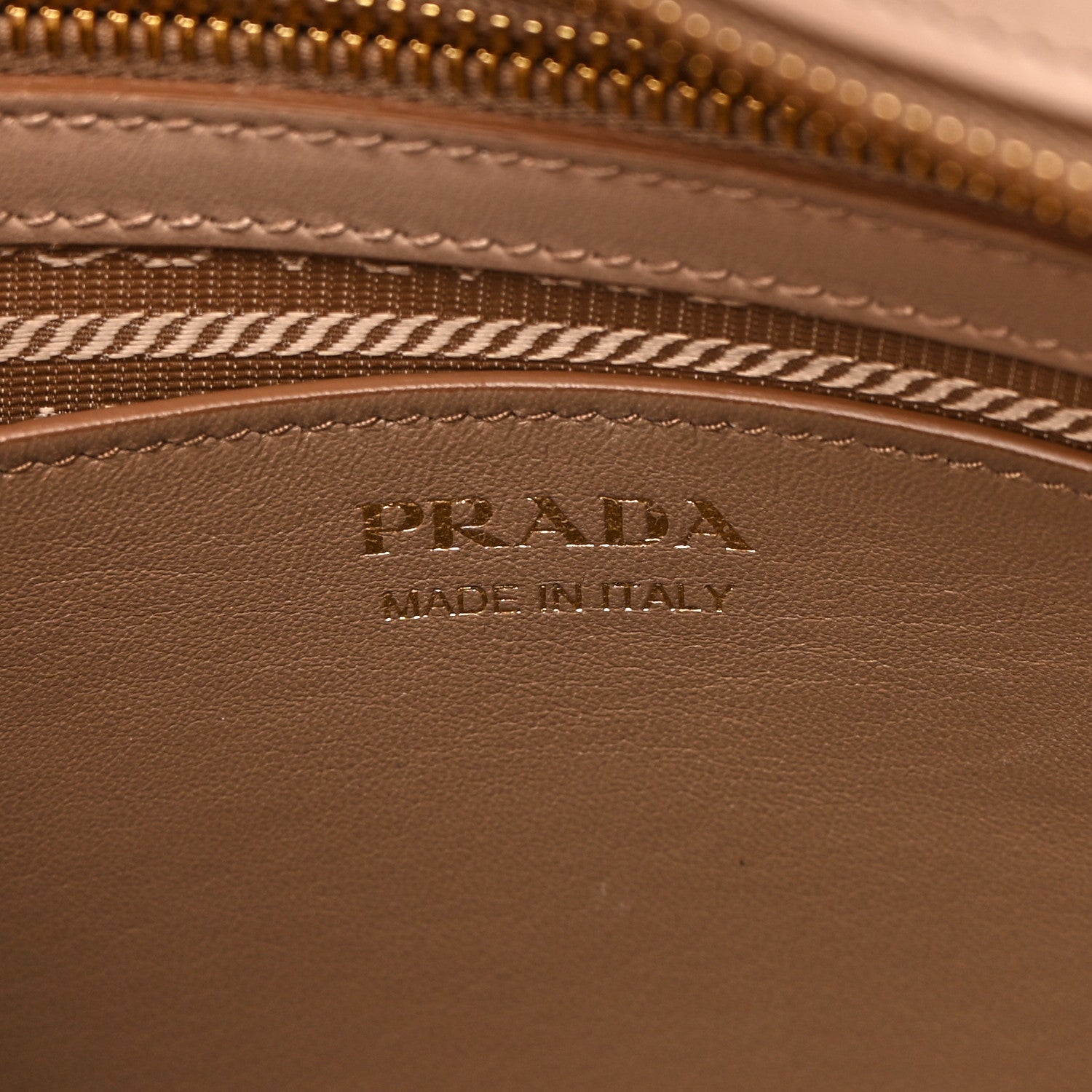 Prada Saffiano City Calfskin Medium Esplanade Cammeo 9 of 14
