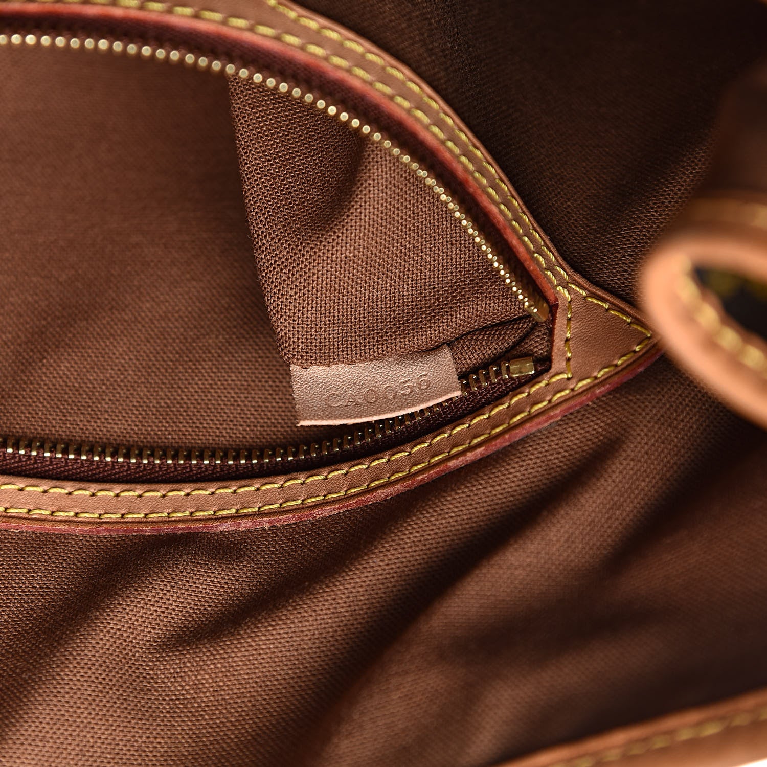 Louis Vuitton Monogram Batignolles Horizontal 7 of 12