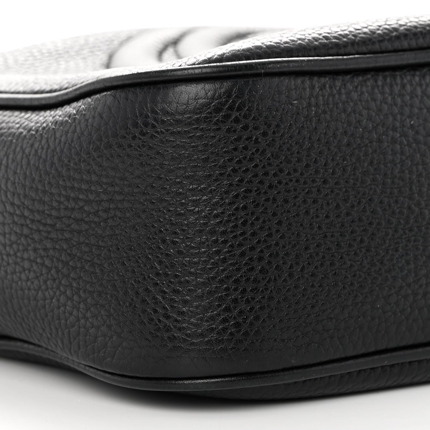 Pebbled Calfskin Small Soho Disco Bag Black