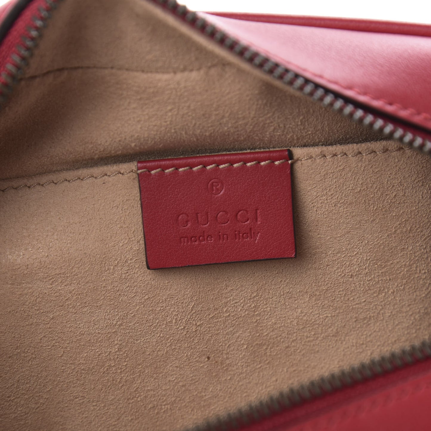 Calfskin Matelasse Small GG Marmont Chain Shoulder Bag Hibiscus Red