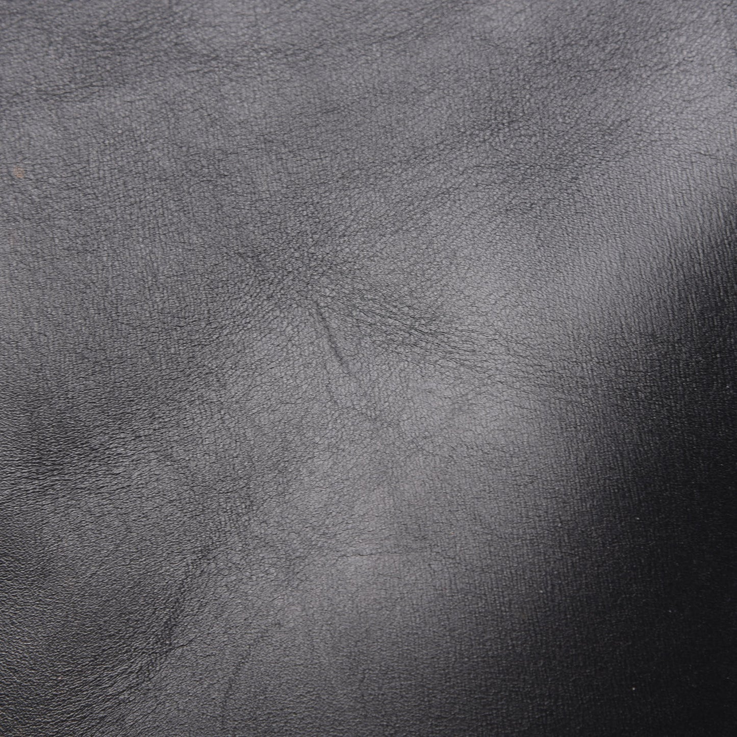 Calfskin Scalloped Trim Cabas MM Black