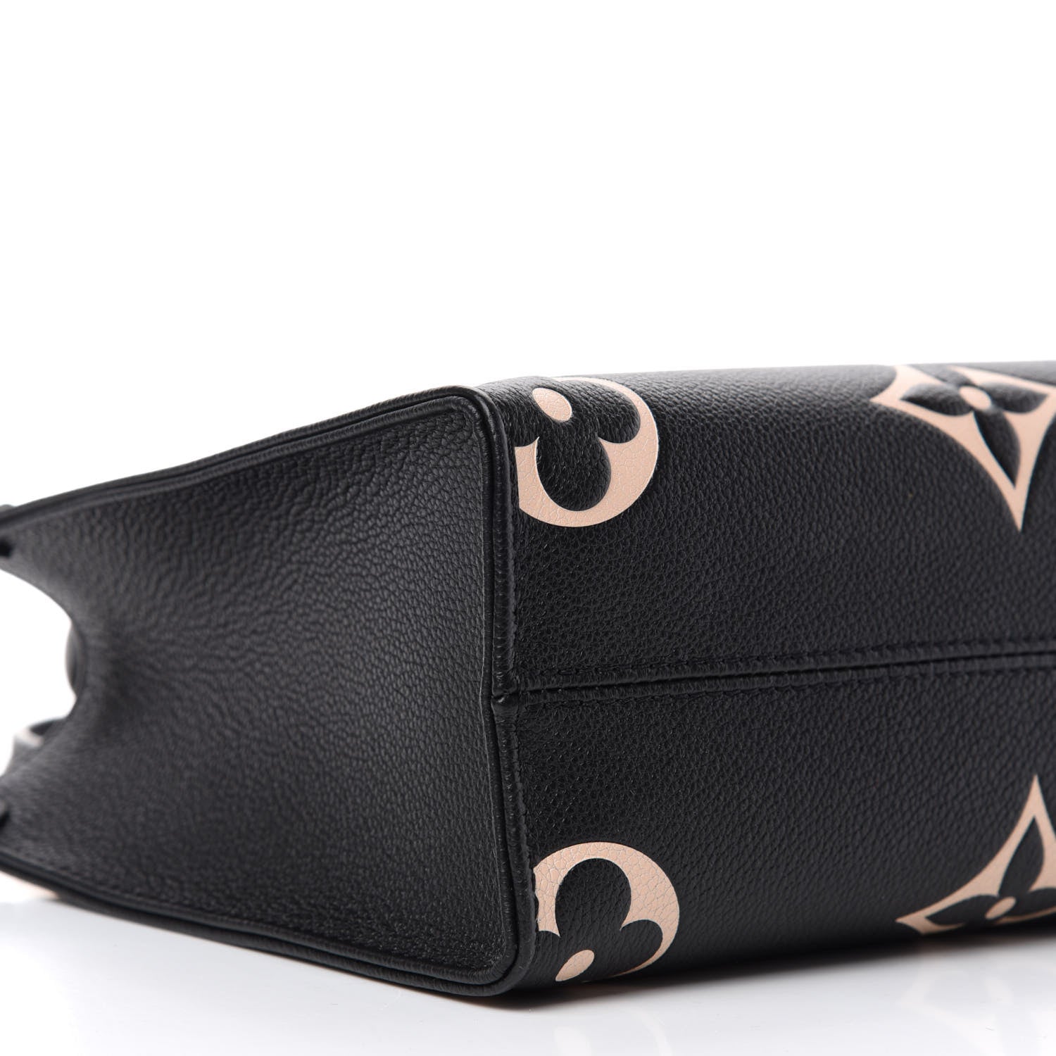 Louis Vuitton Empreinte Monogram Giant Onthego PM Black Beige 6 of 10