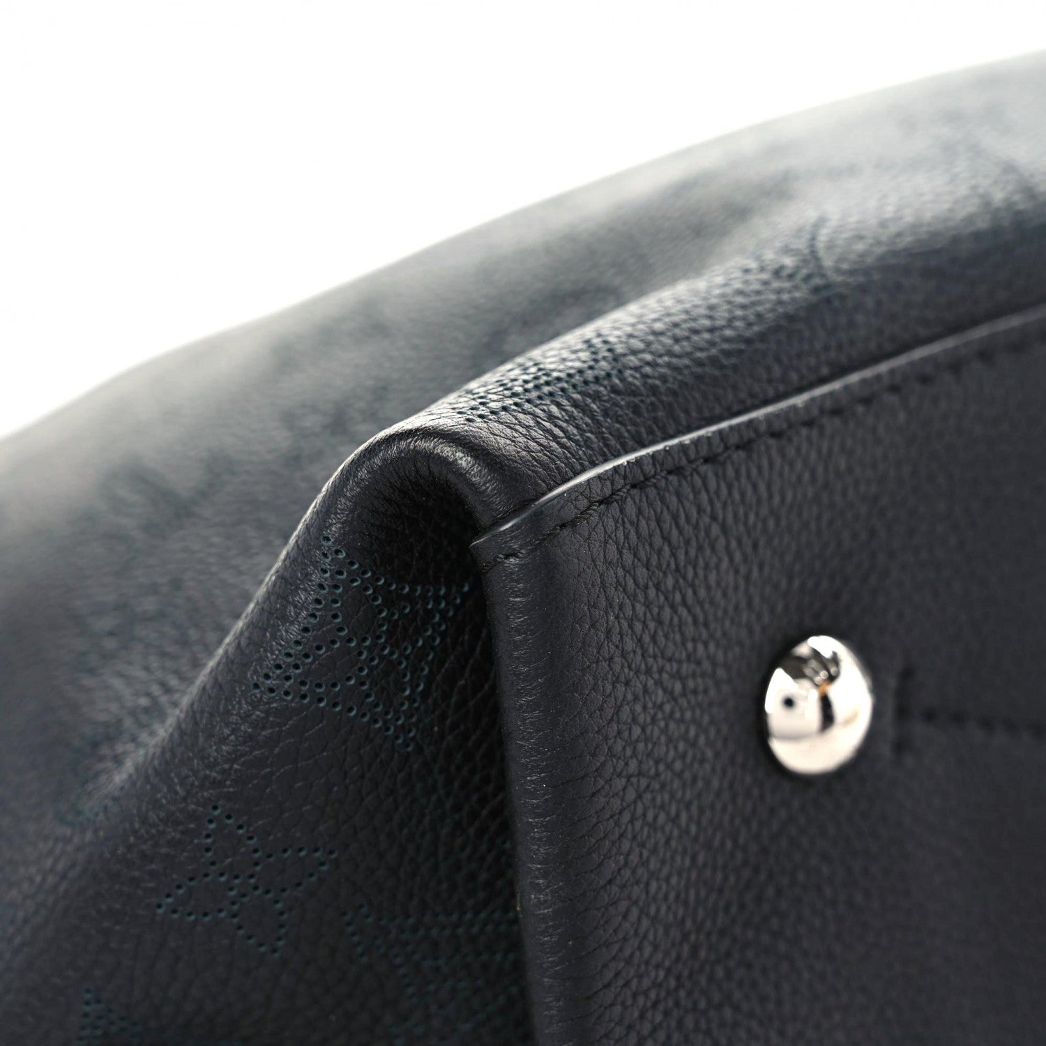 Louis Vuitton Mahina Carmel Hobo Black 9 of 14