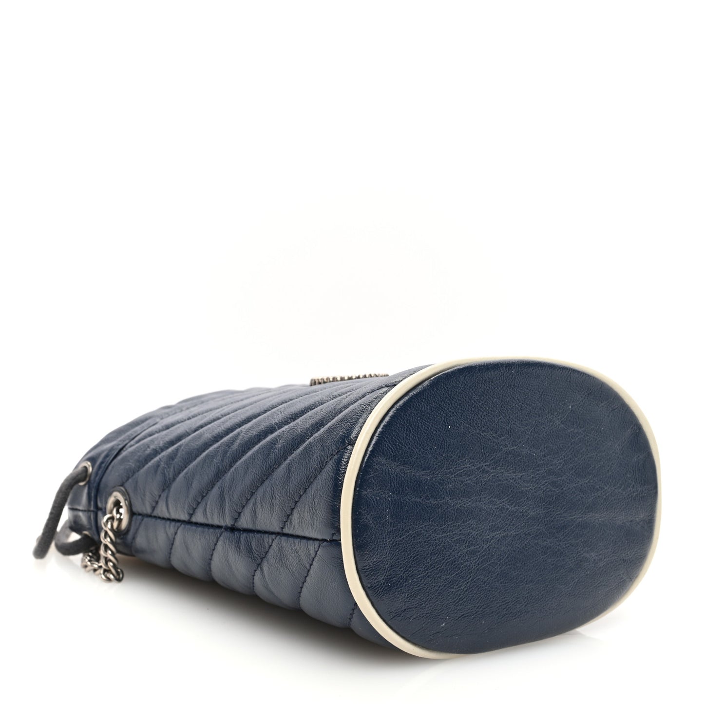 Vintage Effect Calfskin Matelasse Diagonal Mini Torchon GG Marmont 2.0 Bucket Bag Blue Agata Mystic White