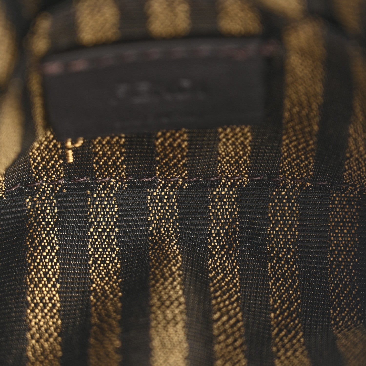 Fendi Sequin Paillettes Shiny Nappa Sex and the City Nano Maxi Buckle Baguette Charm Lilla 5 of 12