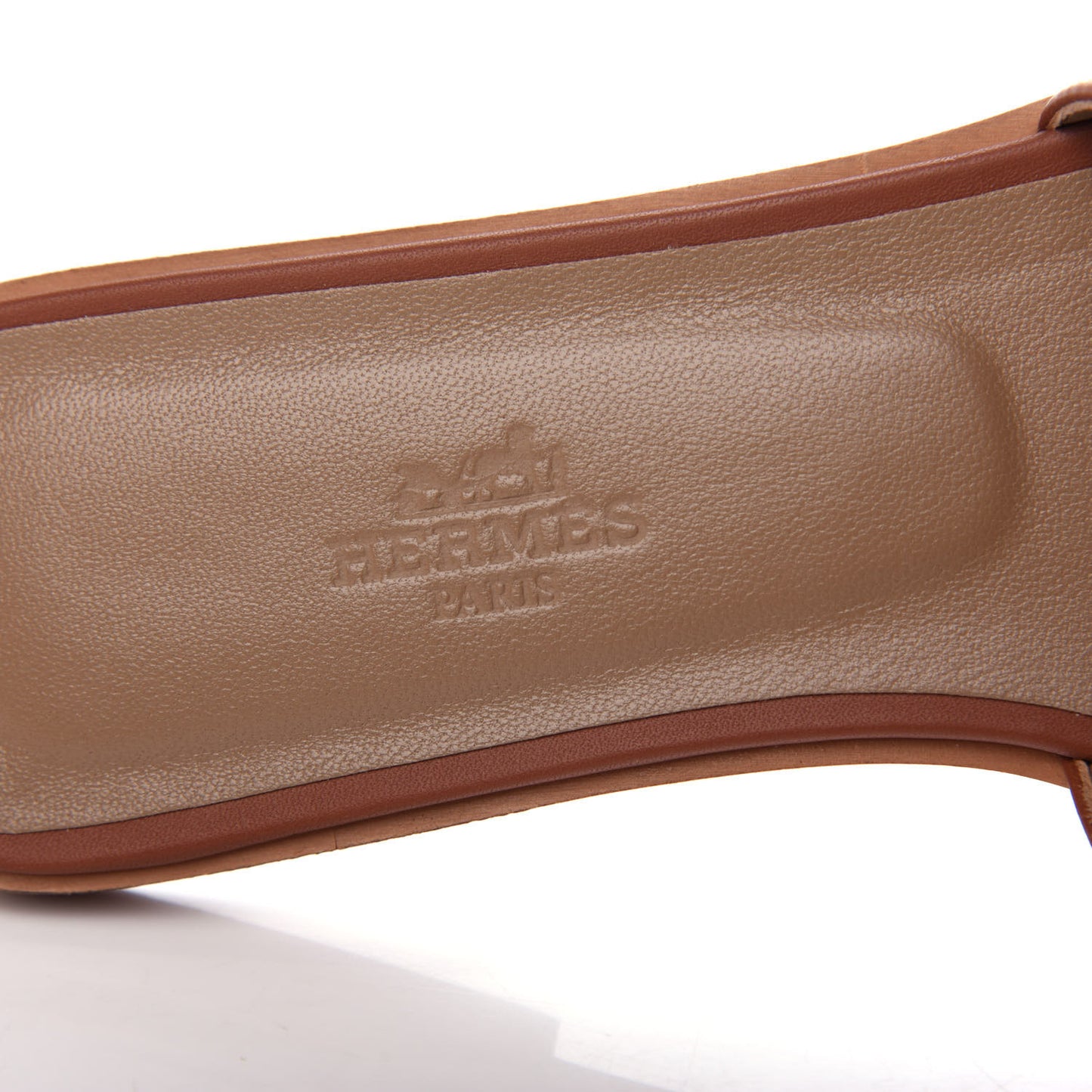 Box Calfskin Oran Sandals 37.5 Gold