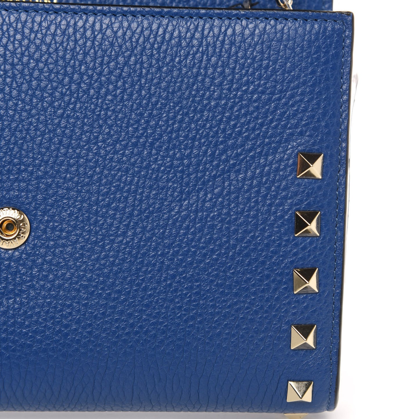 Pebbled Calfskin Rockstud Envelope Wallet On Chain Bag Blu Delft
