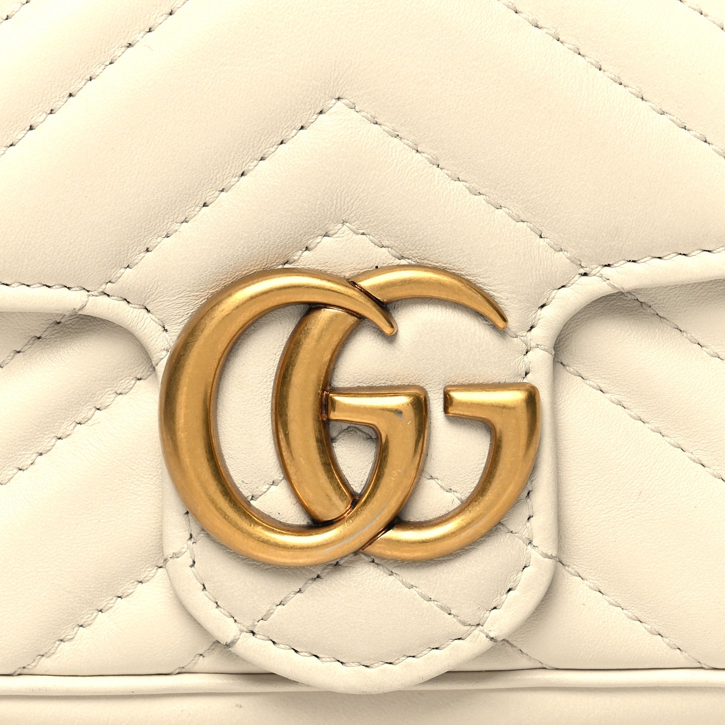 Calfskin Matelasse Super Mini GG Marmont Shoulder Bag White