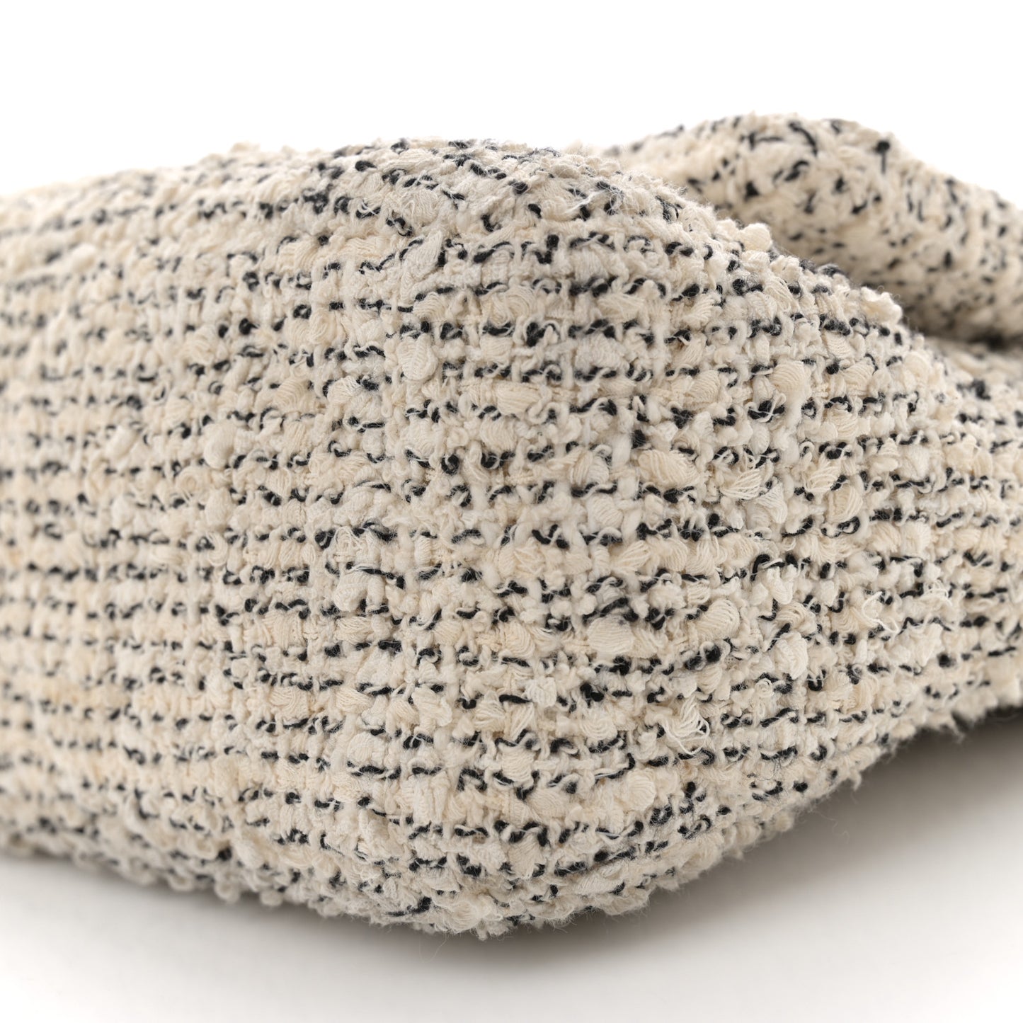 Tweed Quilted Medium Chanel 19 Flap Ecru Black