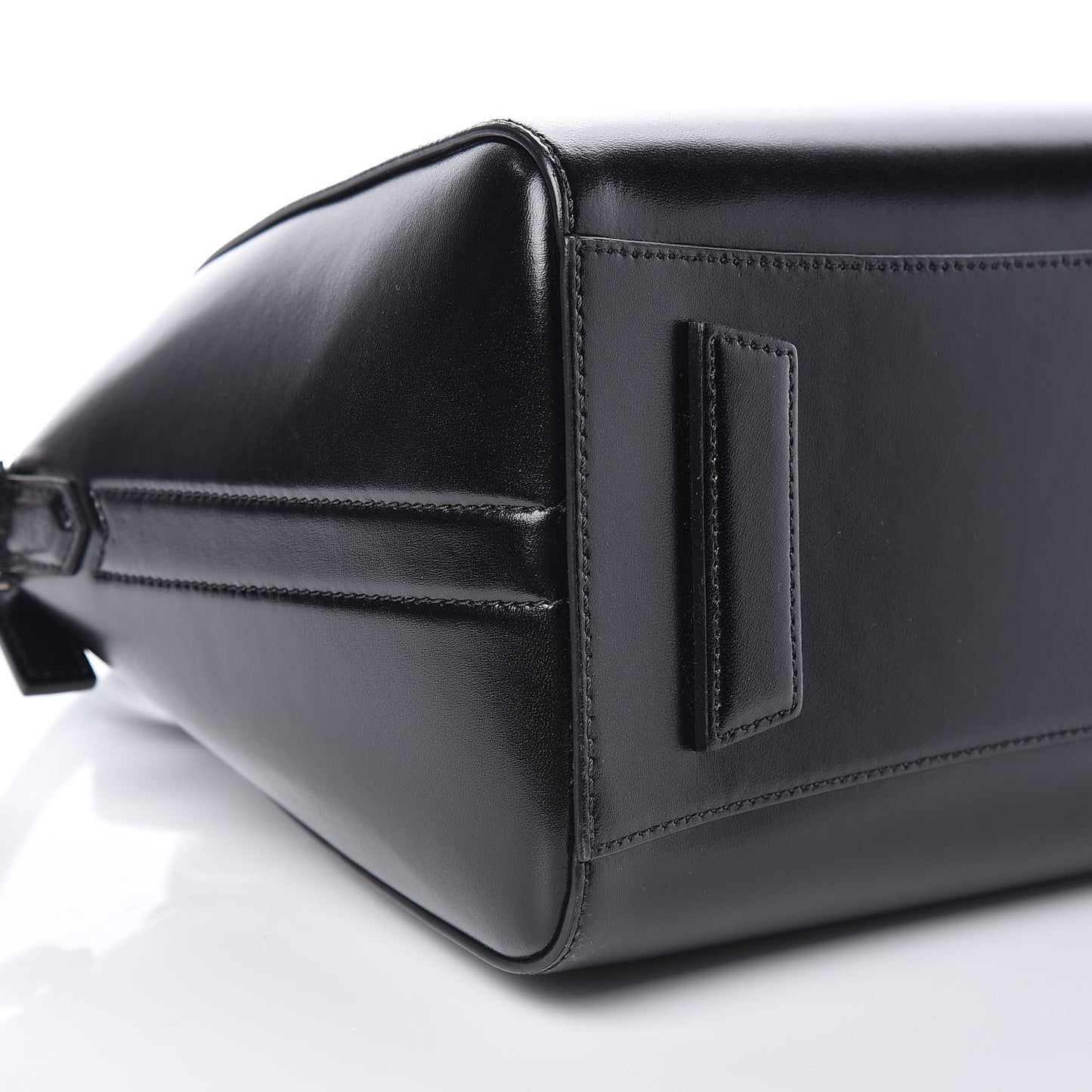 Shiny Lord Calfskin Small Antigona Black