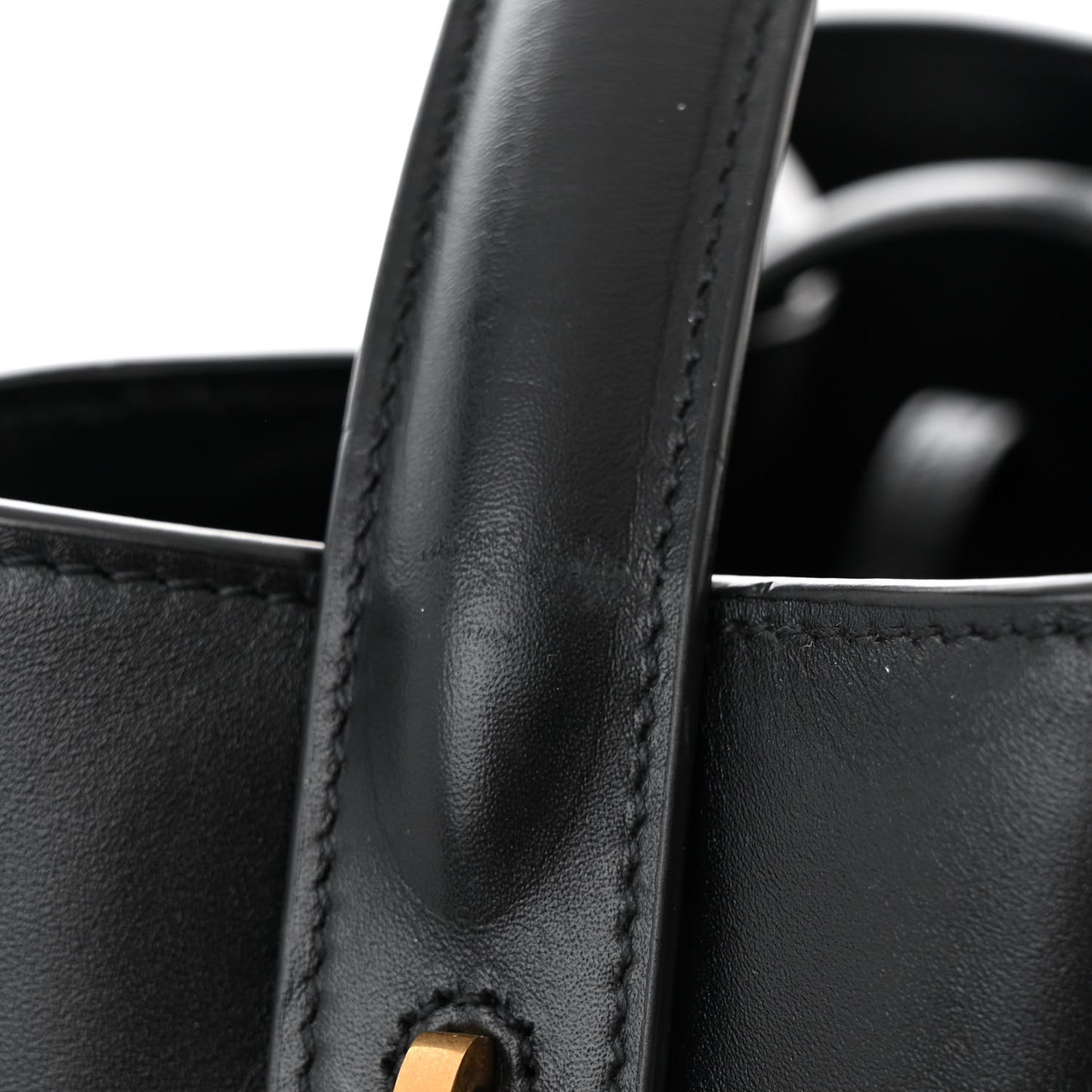Shiny Calfskin Le 37 Bucket Bag Black