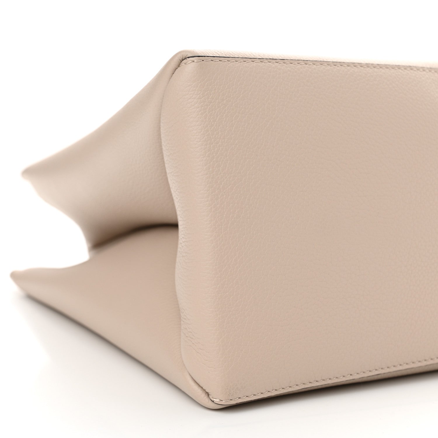 Louis Vuitton Grained Calfskin Lockme Shopper Greige 7 of 8