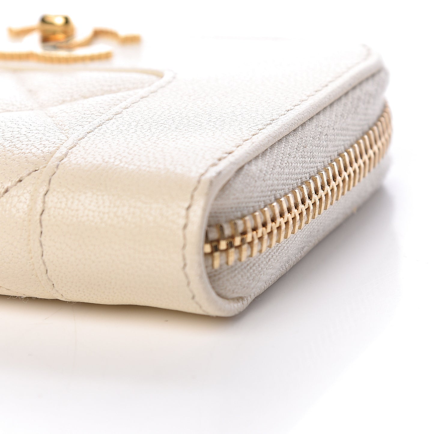 Sheepskin Quilted Mademoiselle Vintage Zip Coin Purse White