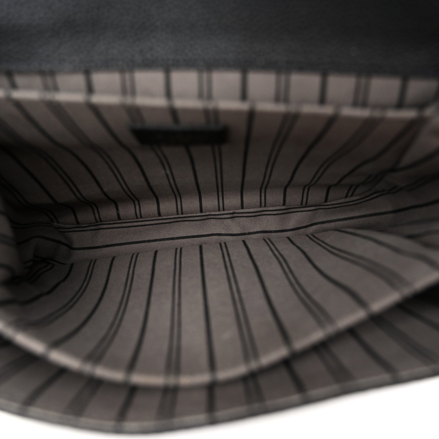 Louis Vuitton Empreinte Pochette Metis Black 5 of 9