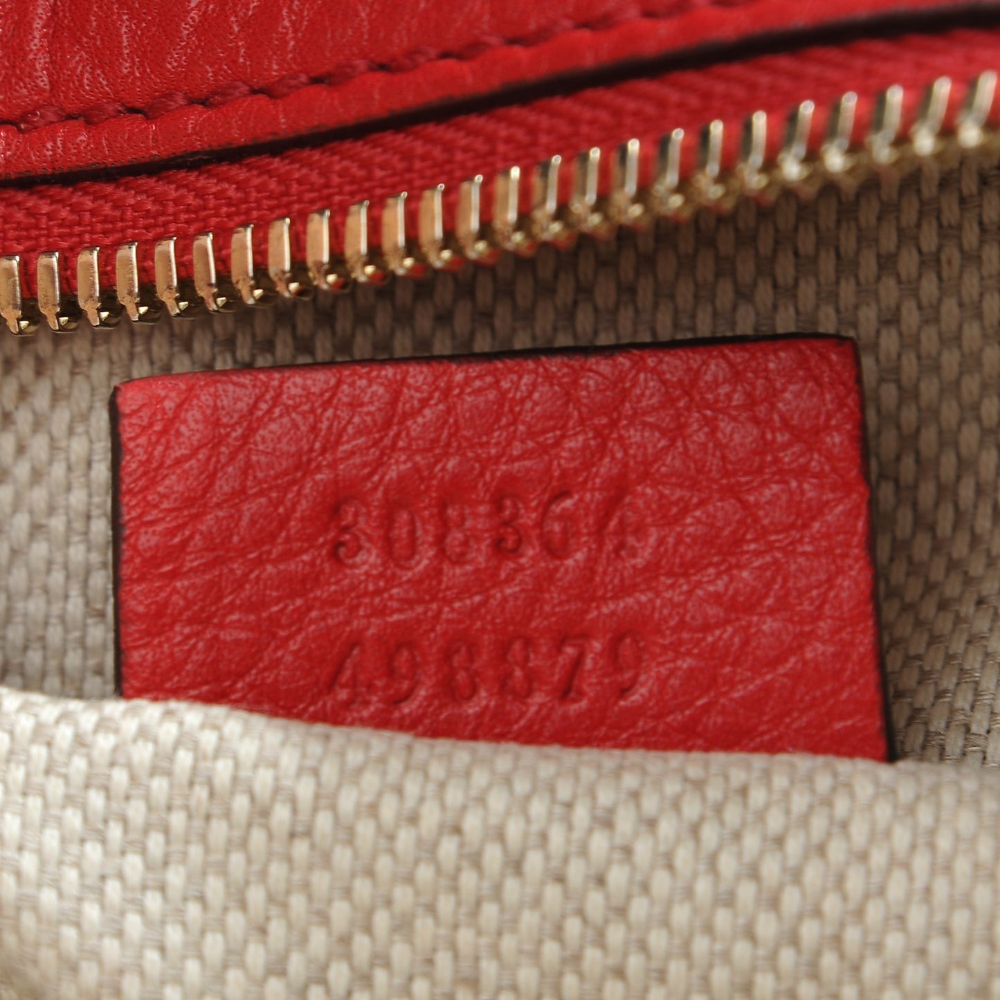 Pebbled Calfskin Small Soho Disco Bag Vibrant Red