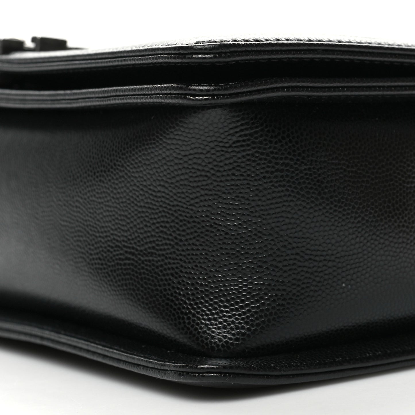 Caviar Quilted New Medium Boy Flap Black