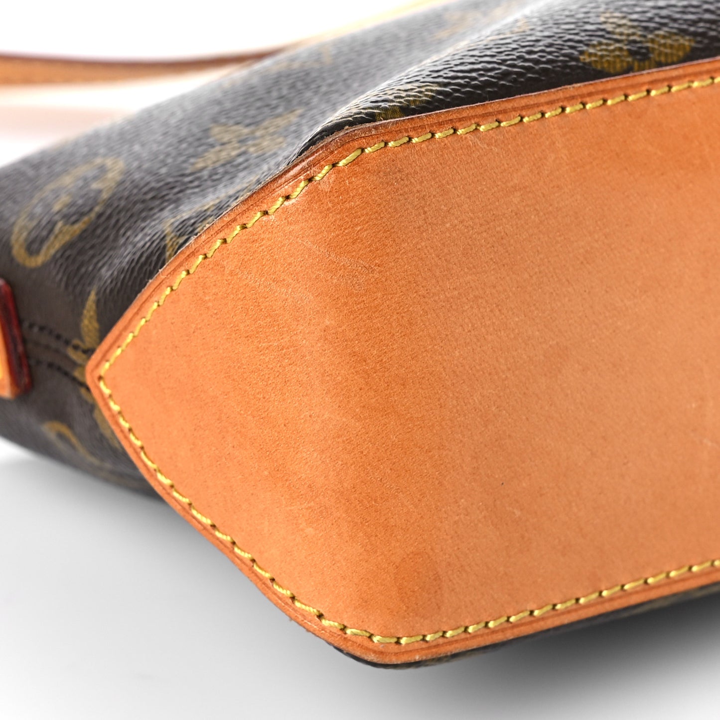 Monogram Trotteur
