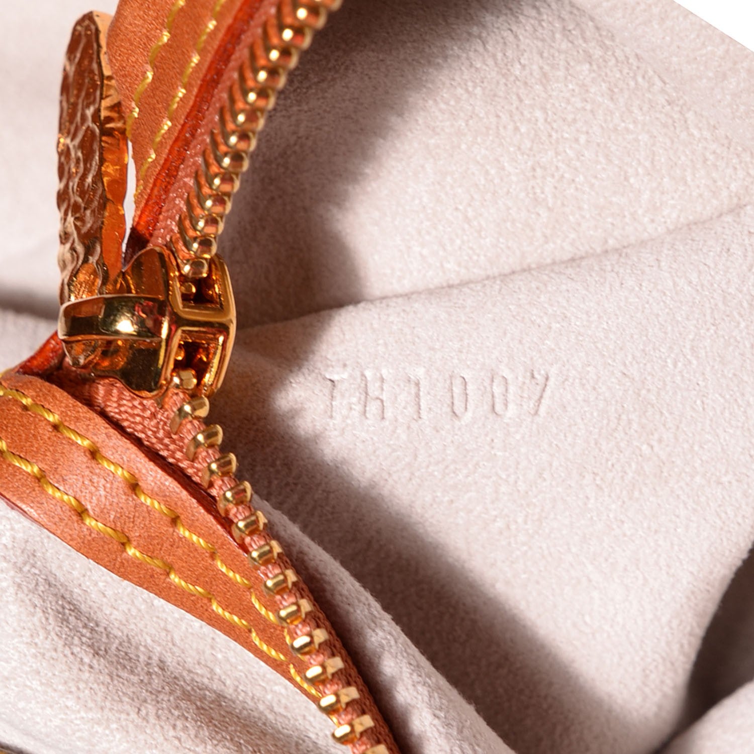 Louis Vuitton Monogram Dentelle Fersen Silver 7 of 8