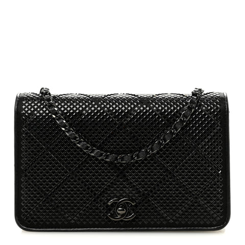 Lambskin Studded Wallet On Chain WOC Black