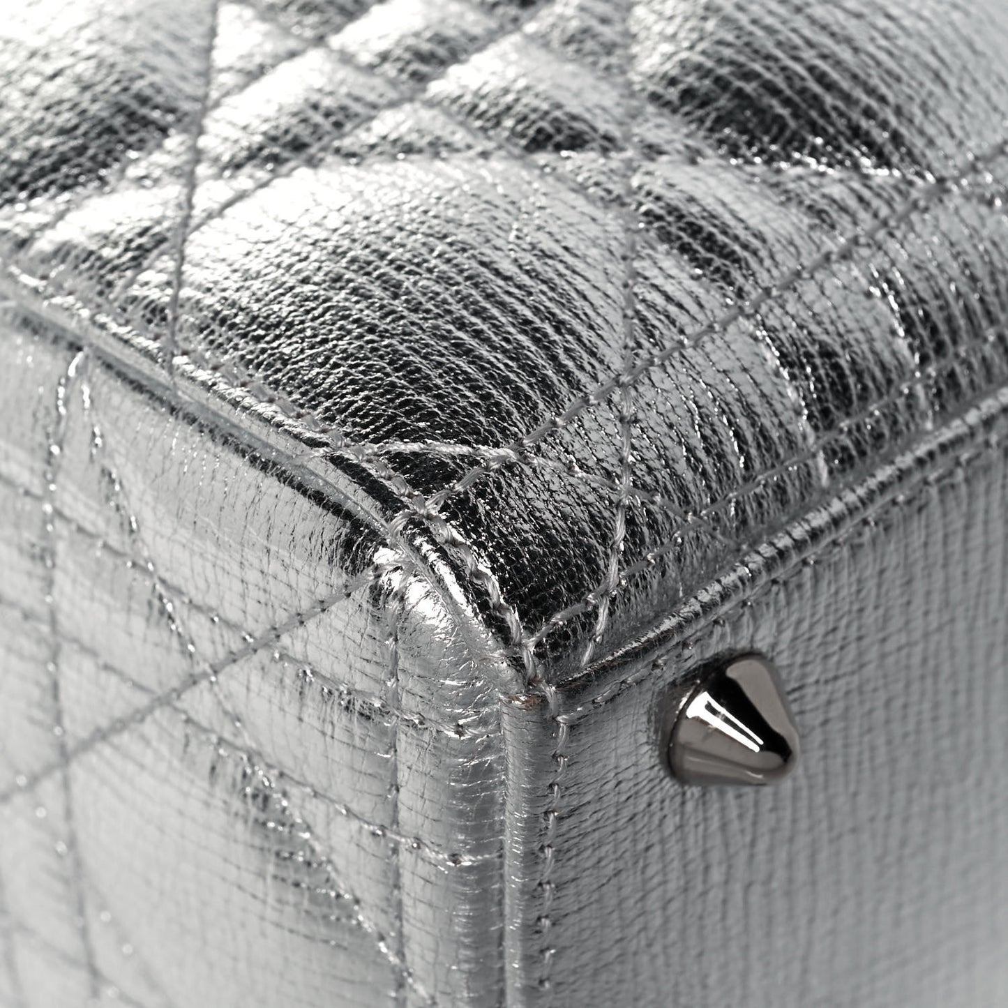 Metallic Grained Calfskin Cannage Small My ABCDior Lady Dior Silver