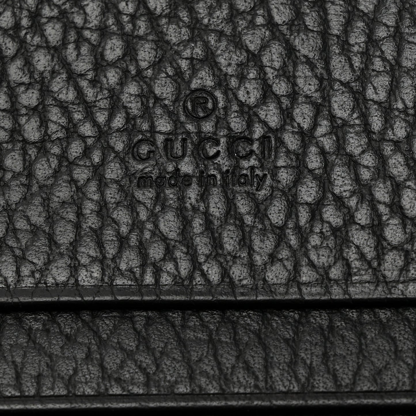 Pebbled Calfskin GG Marmont Card Case Black