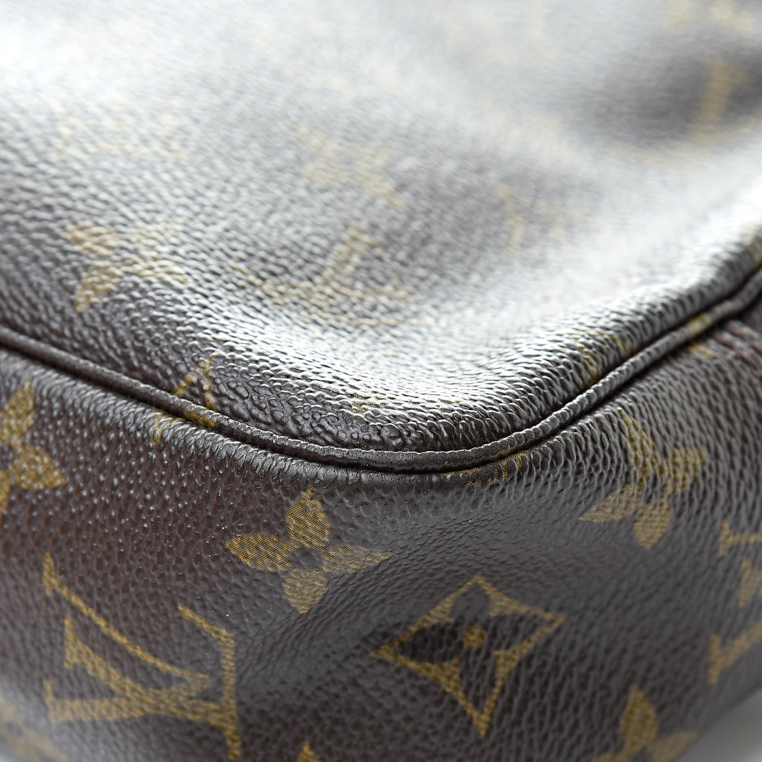 Louis Vuitton Monogram Trousse Toilette 23 13 of 14