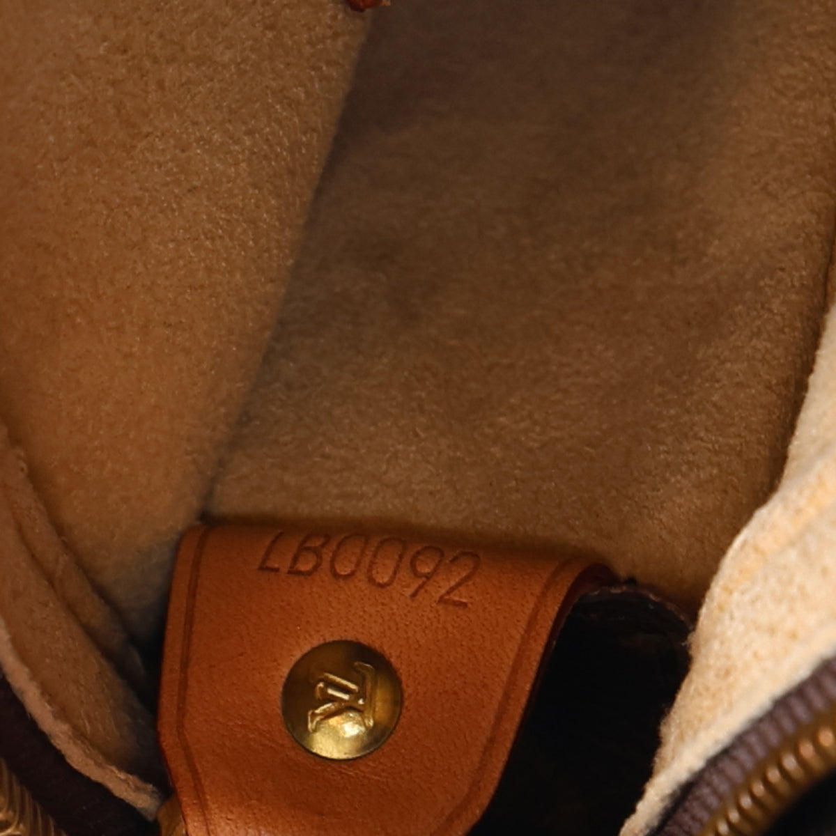 Louis Vuitton Monogram Looping GM 7 of 11