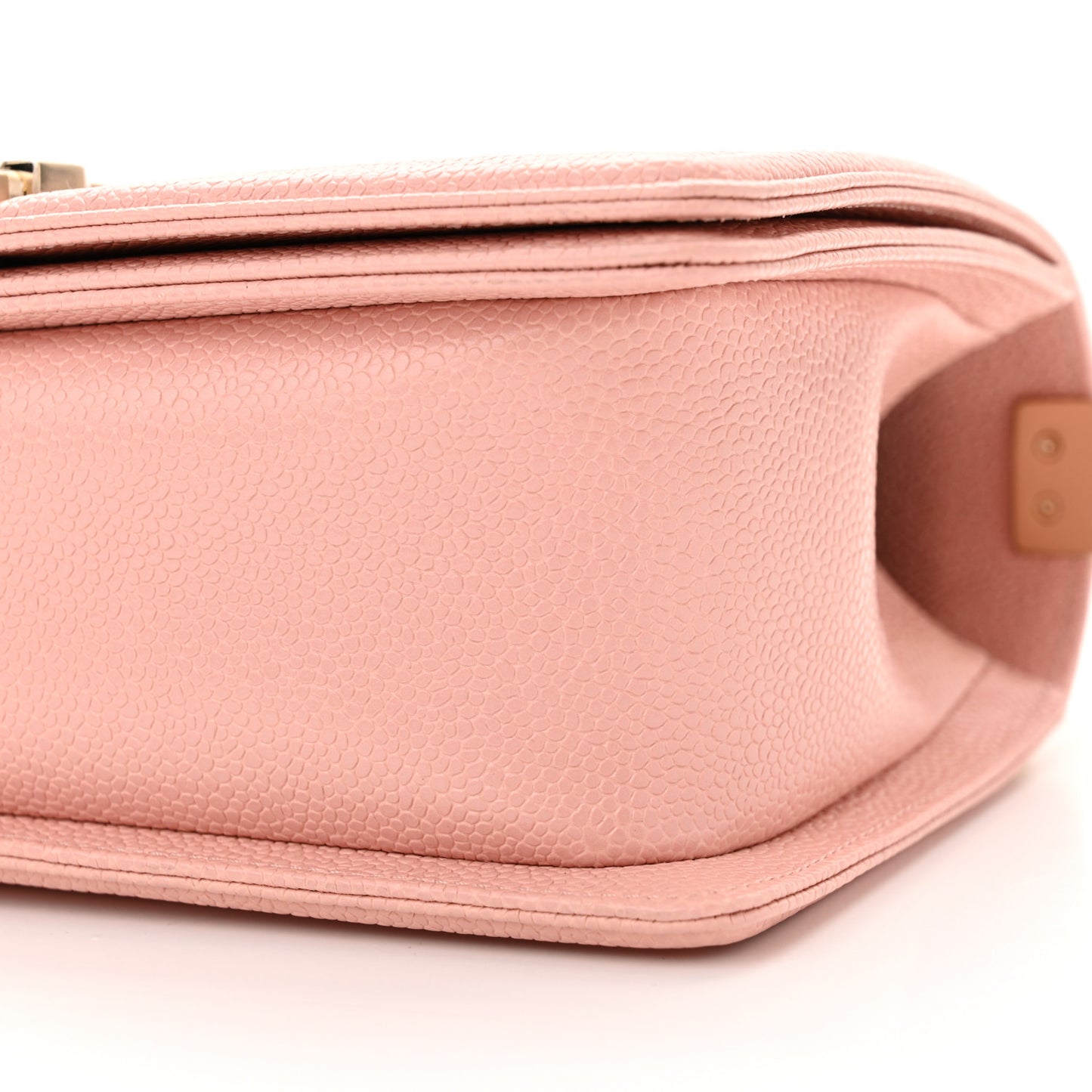Caviar Quilted Medium Boy Flap Light Pink