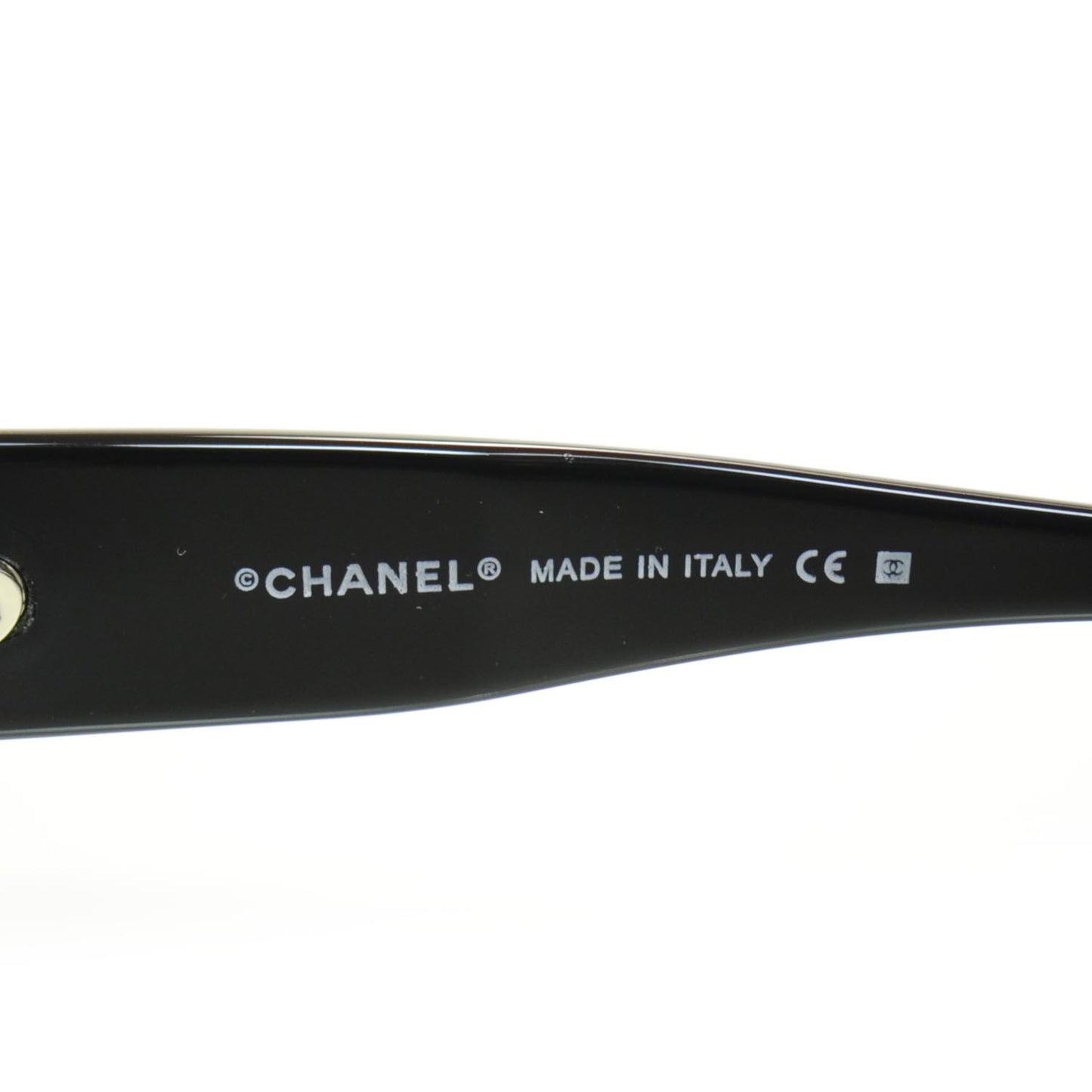Crystal CC Logo Sunglasses 5095 B Black
