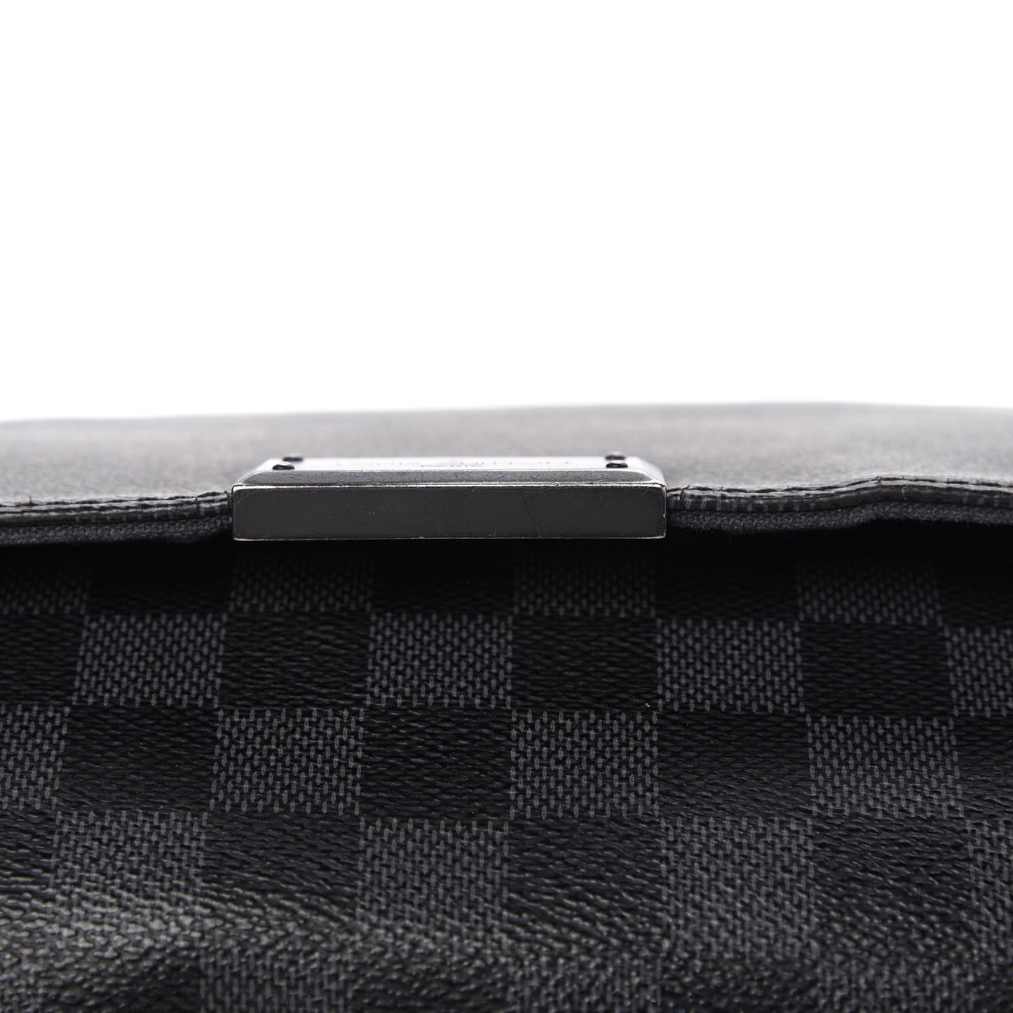 Damier Graphite District GM