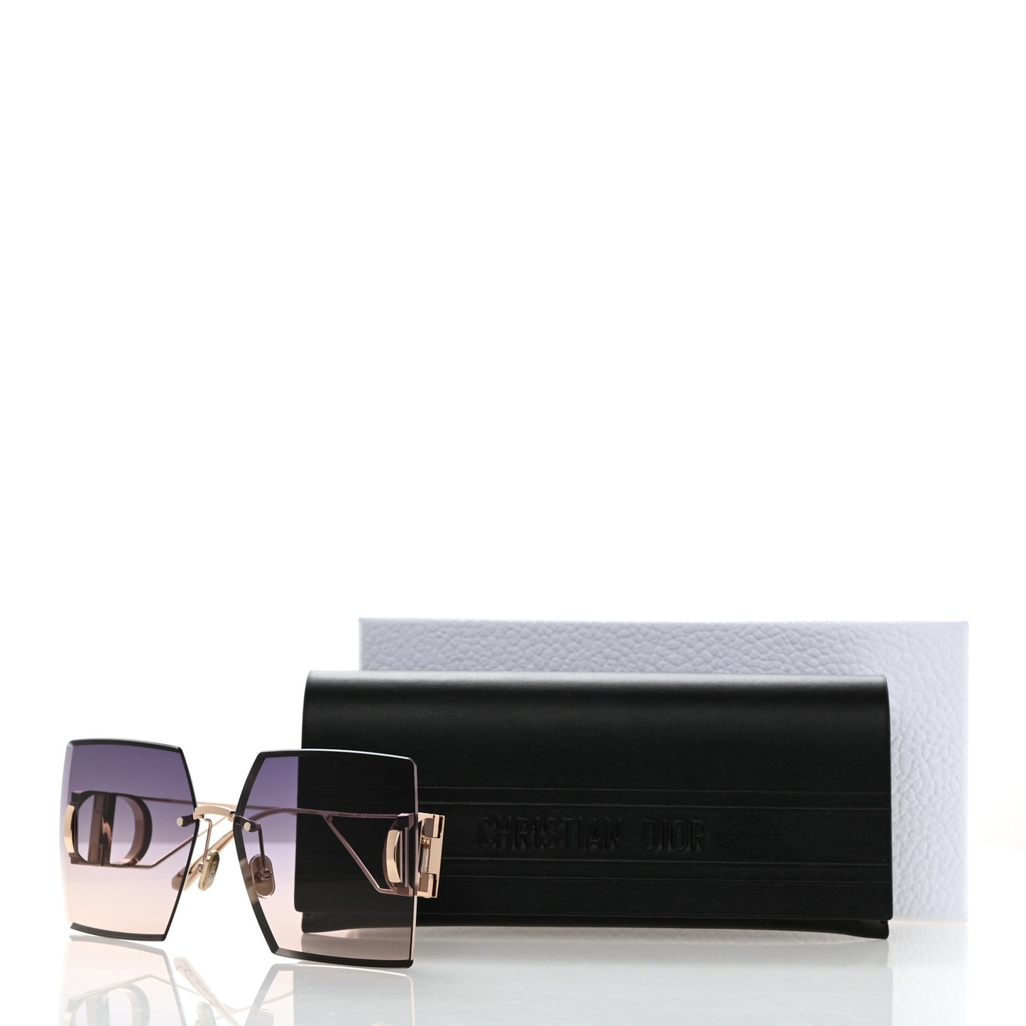 Square 30 Montaigne S7U Sunglasses Purple Pink