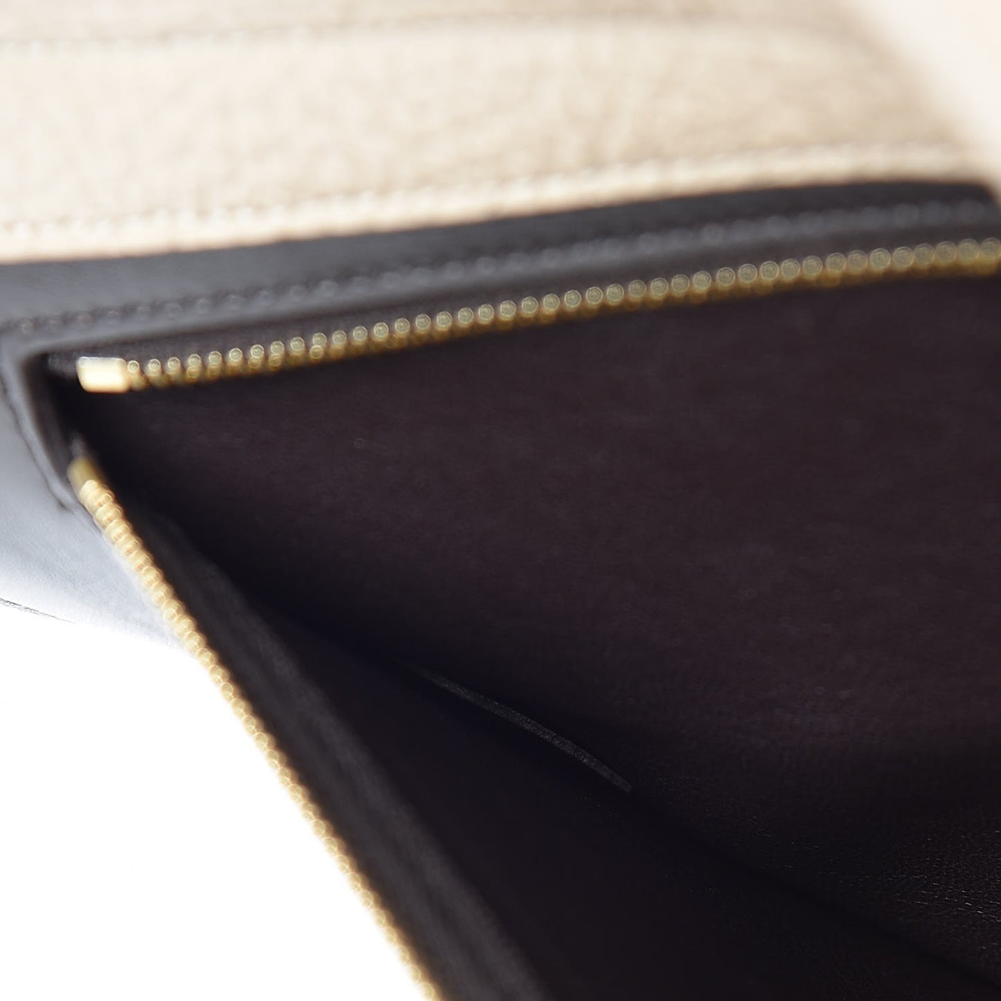 Bullhide Calfskin Small Tri-Color Trapeze Almond